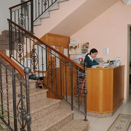 Meridiana Арбус