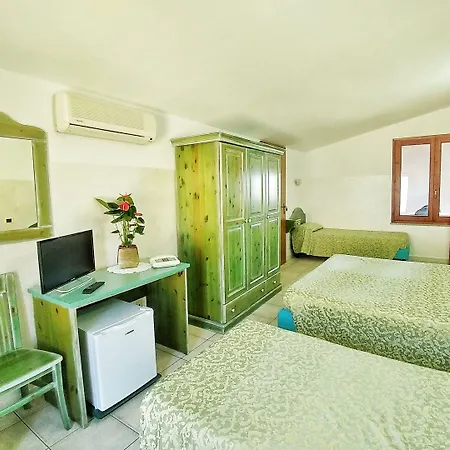 فندق Meridiana 3*