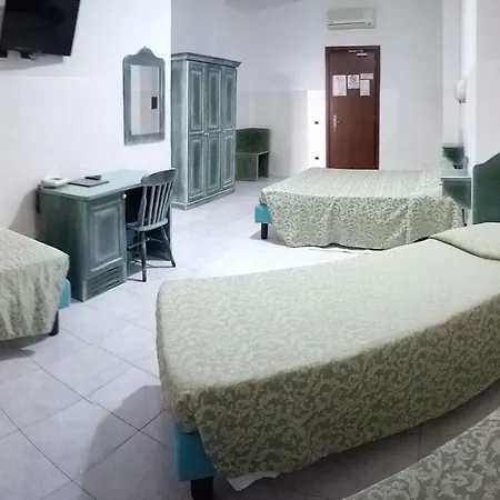 Meridiana Szálloda Arbus